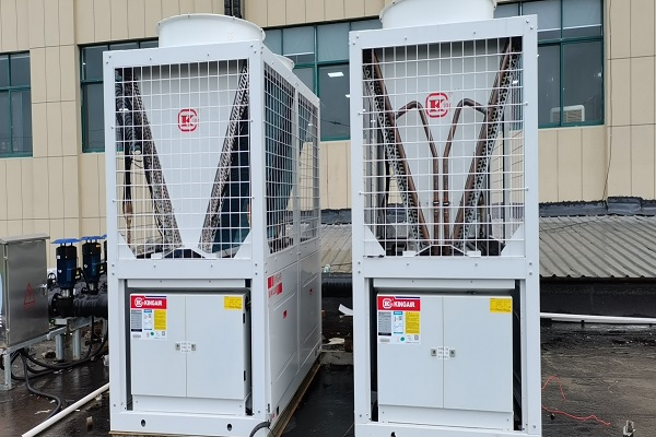 風(fēng)冷熱泵模塊機(jī)組