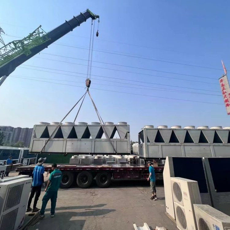 模塊機現(xiàn)場吊裝